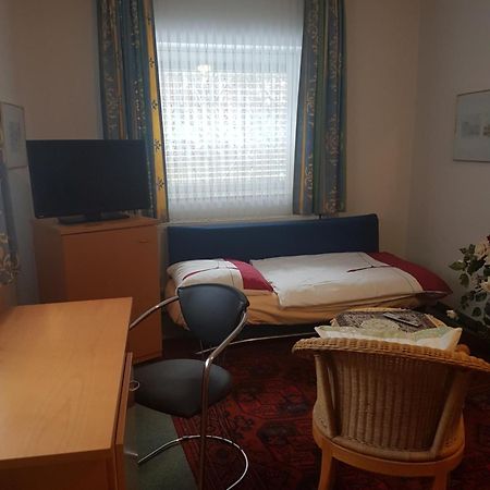 Gaestehaus Krefeld Uerdingen Zewnętrze zdjęcie