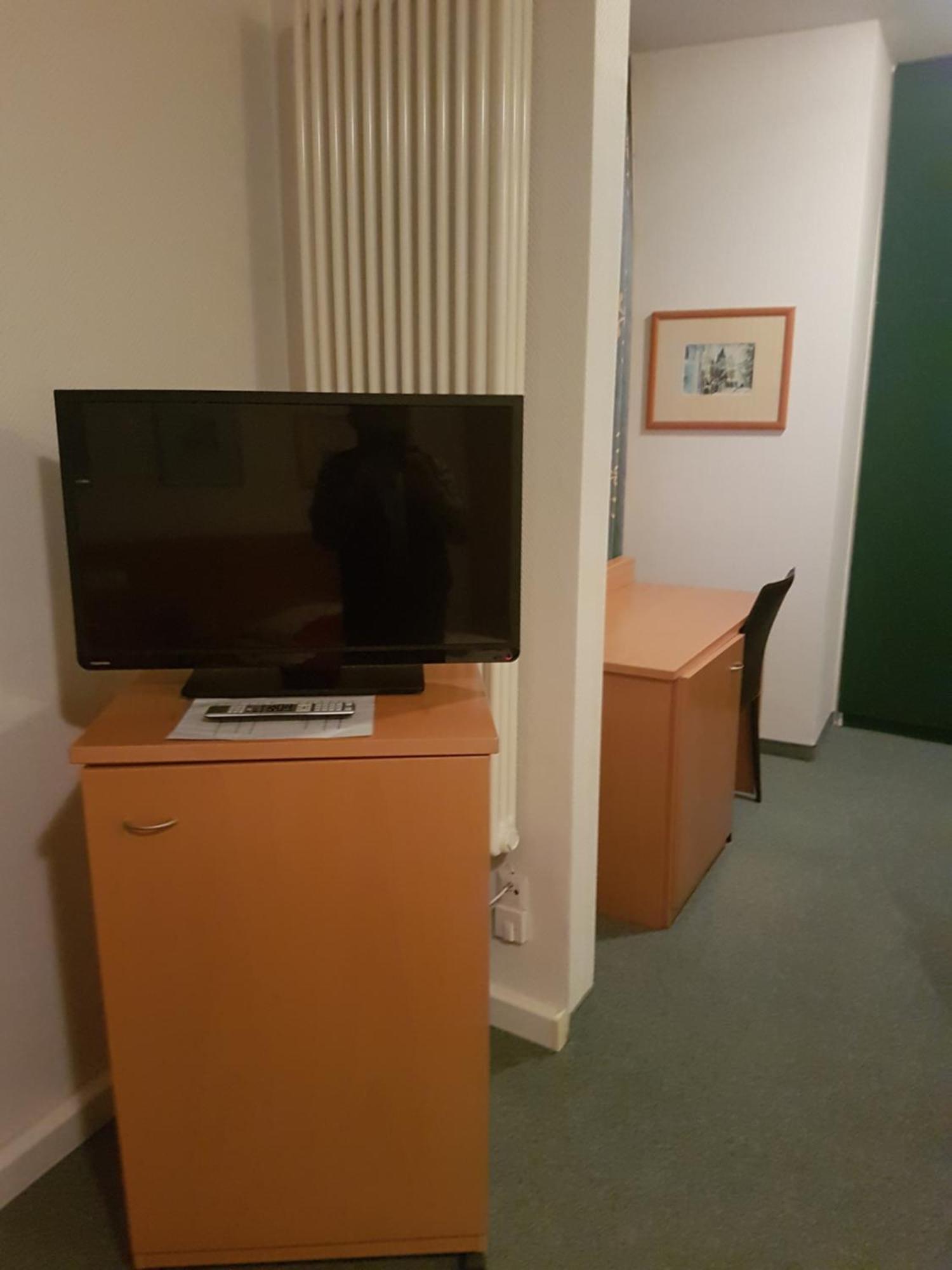 Gaestehaus Krefeld Uerdingen Zewnętrze zdjęcie